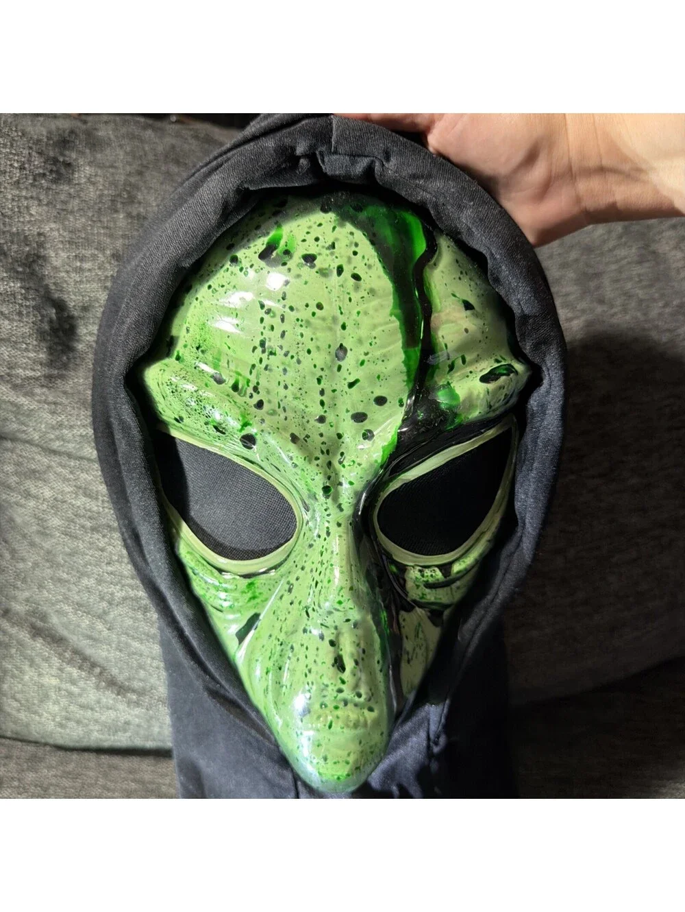 Vintage 1990s Fun World Bleeding Green Alien Mask Area 51 Sci-Fi